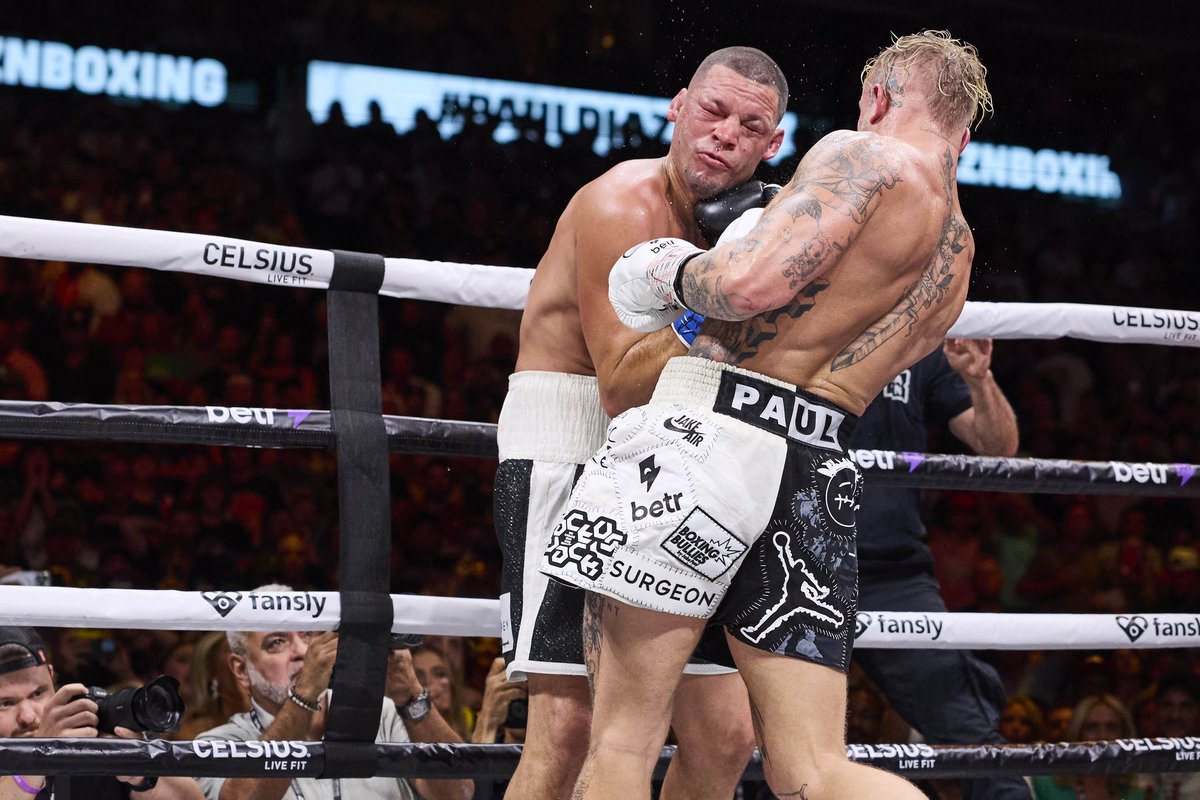 MostVpromotions's tweet image. How many rounds did your favorite boxer fight for in their 8th pro fight?

- Gervonta Davis 4rds
- Terence Crawford 4rds
- Canelo Alvarez 6rds
- Floyd Mayweather 6rds
- Anthony Joshua 8rds
- Tyson Fury 10rds

Jake Paul, with just 1 amateur fight went 10rds in his 8th fight. #win