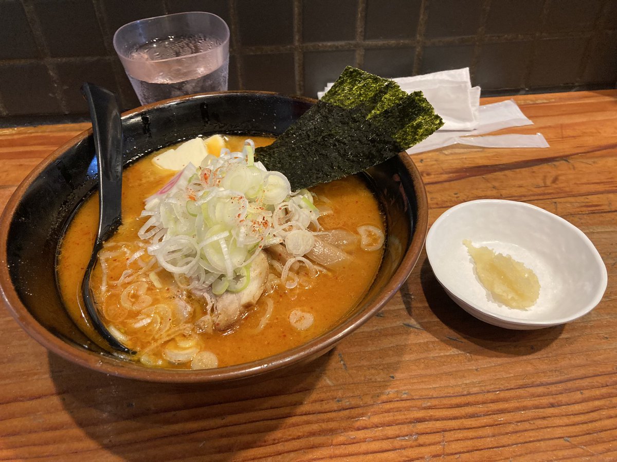 okym_yo's tweet photo. 今日のお昼はジャニ仔の聖地『銀のくら』巡礼してきました。
ジャニーズ置いといて、メッチャ✨美味しかったわ。星⭐️⭐️⭐️🤩 https://t.co/O6zjZg9zpa