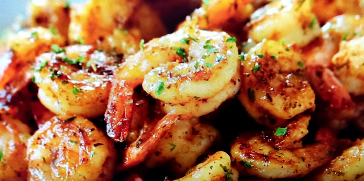 Garlic-butter shrimp.
#seafood 
#freshfood #yummyfood #food #simplefood #foods #dish #healthyfood #delicious #foodlovers #foodlover #seasonalfood #tasty #cooking #lovefood #healthyrecipes