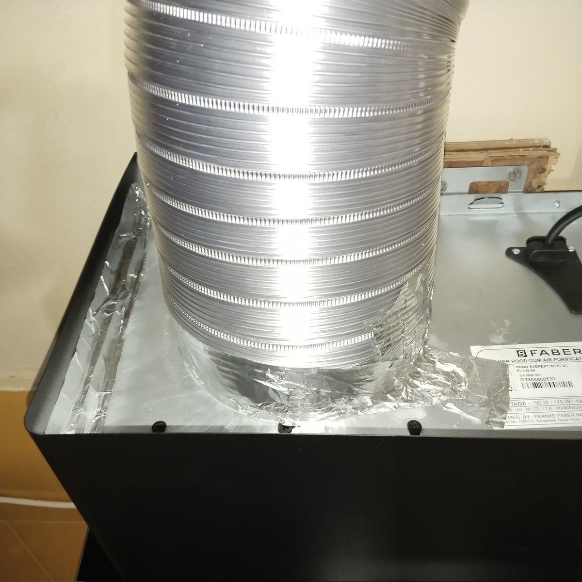 RajeshS29126246's tweet photo. @FaberIndia Oil Likege problem all 3d chimney hode very bade service https://t.co/fw92aZ1ehy