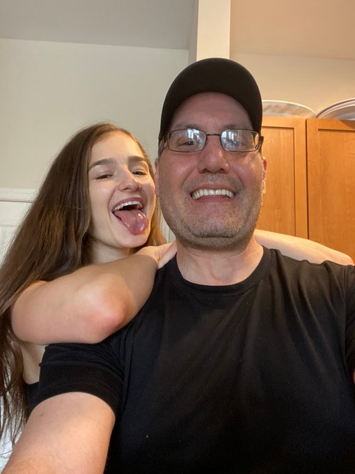 What an awesome shoot with Violet Viper. Follow her at  https://t.co/F0ERrnwdFX https://t.co/LzbrJ7O