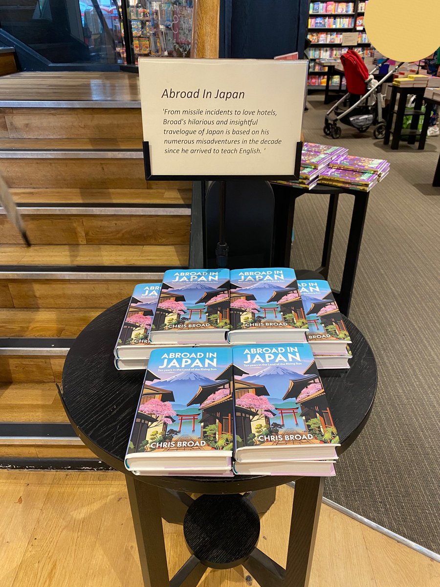 iamfigtree's tweet photo. Lovely surprise at local Waterstones today. @AbroadInJapan’s new book! 📖 https://t.co/0MI9FrWI6a