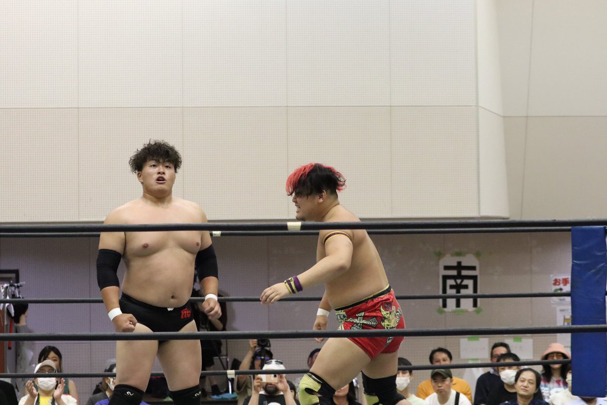 #大衆プロレス松山座 
#岡崎恭也