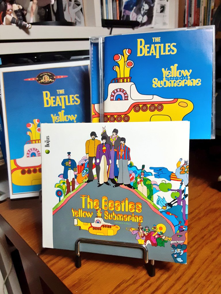 FileKinky's tweet photo. #見た人も無言で黄色の何かを上げる
#BeatlesFile https://t.co/O3x3SO6KCo