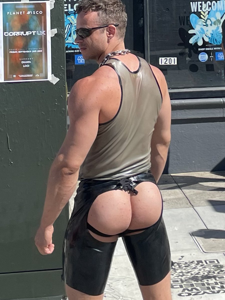 NateGrimesXXX's tweet photo. big muscle rubber boy 

@invinciblerubbr https://t.co/aCw1a54czQ