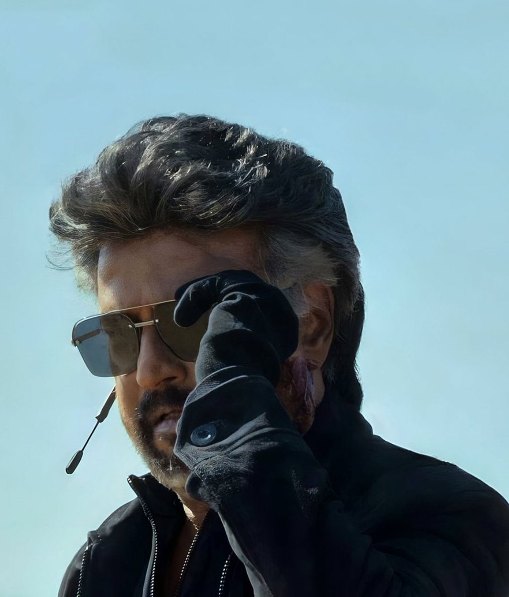 Imtweetygoose's tweet photo. கமல் சூர்யா விஜய் சேதுபதி பகத் பாசில்னு multistars நடித்த #Vikam
+
Current generation stars நடிச்ச #Thunivu #Varisu 
+
விக்ரம் கார்த்திக் ஜெயம் ரவி ஐஸ்வர்யா ராய் திரிஷானு பெரிய பட்டாளமே நடிச்ச #PS1 #PS2

Prebooking <<<<  #Jailer prebooking 

#Rajinikanth | #SuperstarRajinikanth https://t.co/bmi87GT4oY