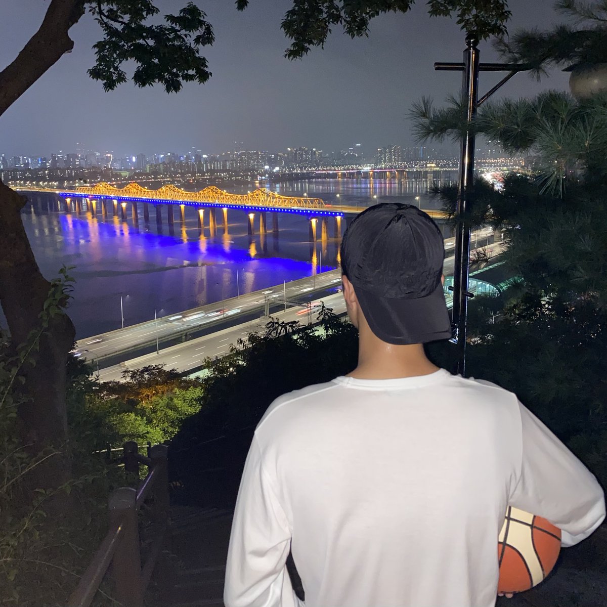 '수요일은 뭔가 어정쩡한 느낌'
#Cantabile #기억하고함께해줘