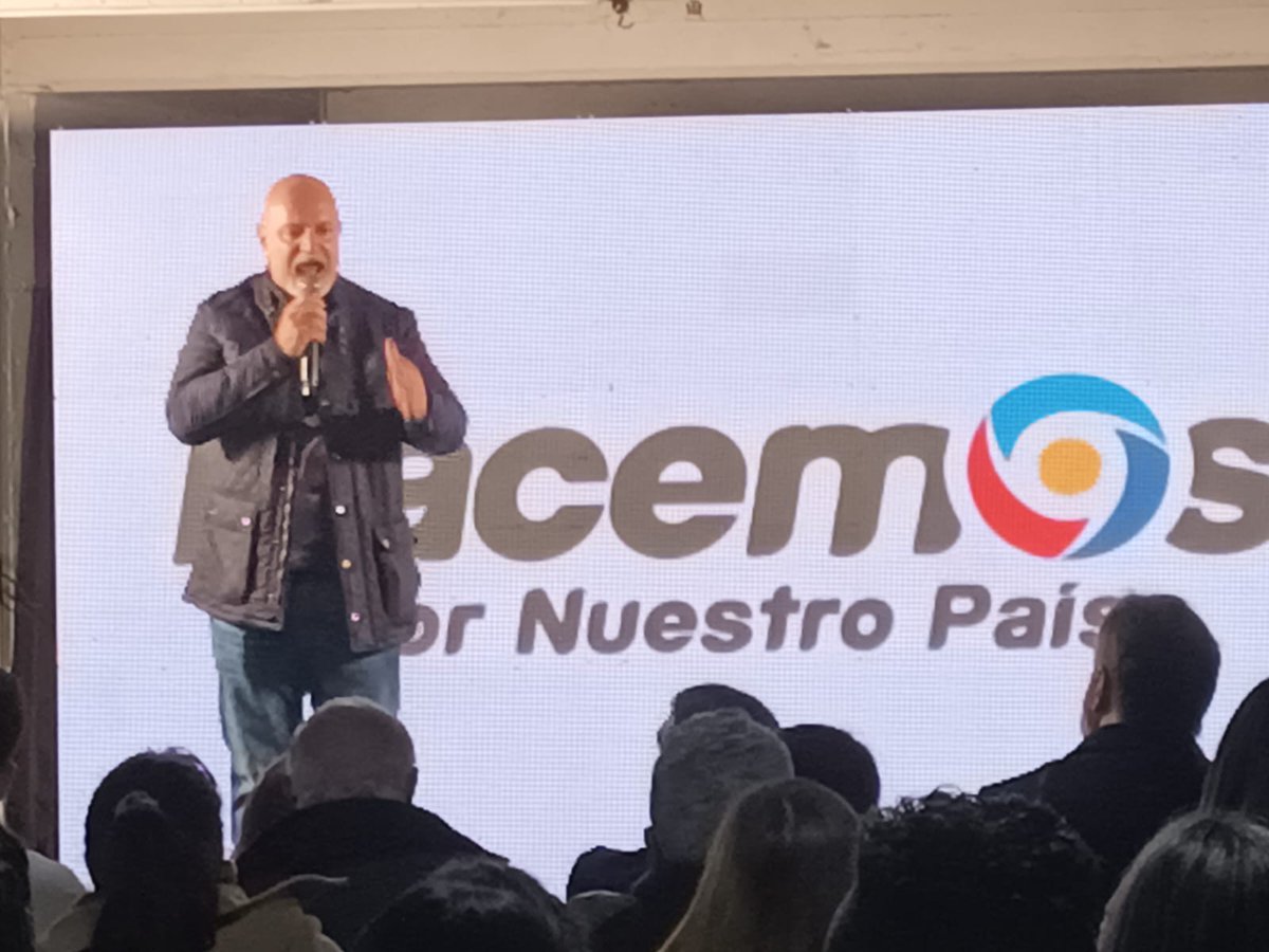 veronica scarnichia (@veronica_marcel) on Twitter photo 