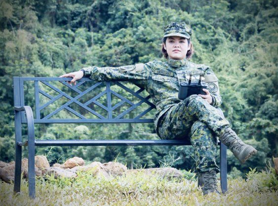 mariemerx's tweet image. In support of my #SuperJunior bias #Kyuhyun ‘s new endeavors, here is my #ELFSelcaDay 💙 our photos in our respective soldier uniforms. I think Kyu received an award in this pic. Mine was just an earlier photo of my military service in the mountains.
 #규현 #슈퍼주니어 #ELF