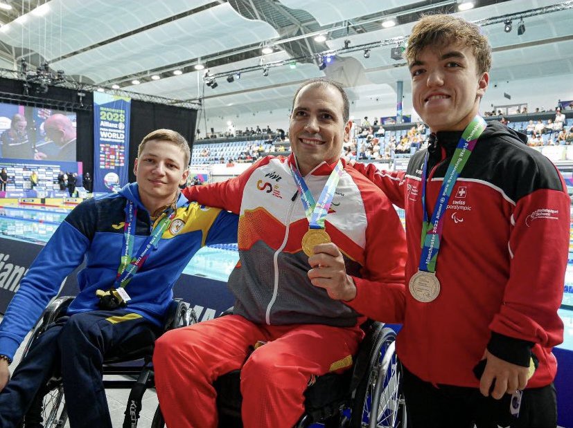 Congratulations to the UK-based SwissEagle, Palace fan Leo McCrea who has won the Silver medal in the 100m breaststroke Final at the World Para Swimming Championships in Manchester.  
That top 2 finish means an automatic selection slot in next year's Paris 2024 Paralympics ❤️💙🦅