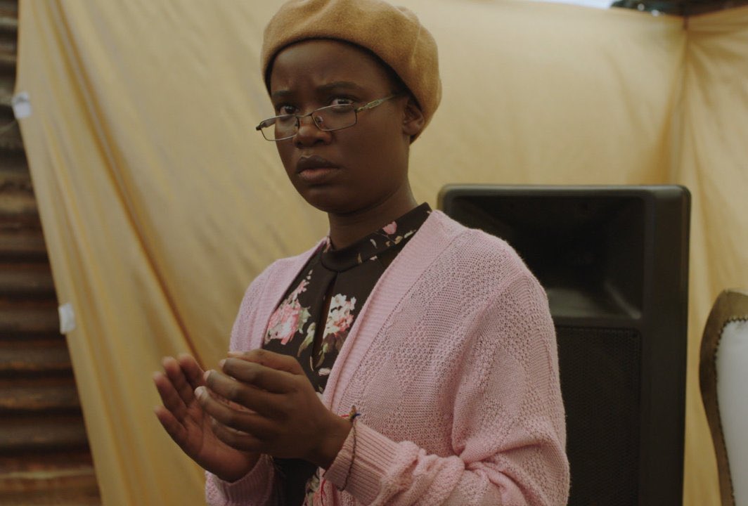 Mingies4's tweet photo. Haibo this lady wants this man nge Njani🙌🏾😳 #Uyajola99 https://t.co/nnm2sSBeW8