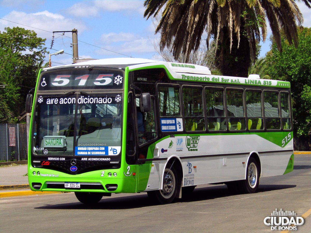 CiudadDeBondis's tweet photo. #ProvinciaDeBondis
CAMBIO DE VERDE
La #Linea515 de Alte. Brown deja el corte "municipal" de hace unos aΓ±os donde todas las lΓneas llevaban el verde/dorado y pasan a ser verde y blanco, en conjunto con la llegada de 0km #Nuovobus #MB OF 1621.
Algunos coches ya fueron repintados. https://t.co/LBtBtqjh6c