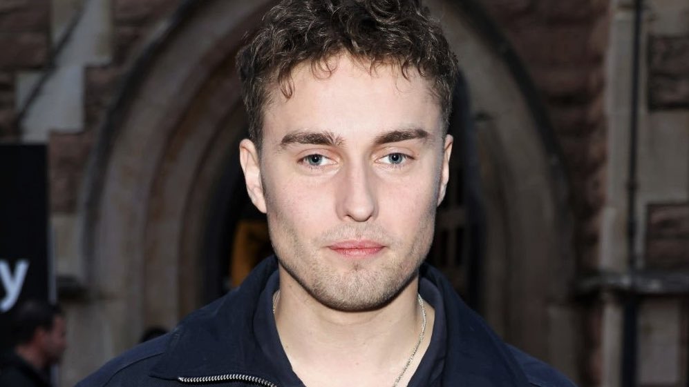 New episode of ‘Black Mirror’ to star Sam Fender as a man who keeps pooing his pants on his wedding day - but then it turns out to be a computer game