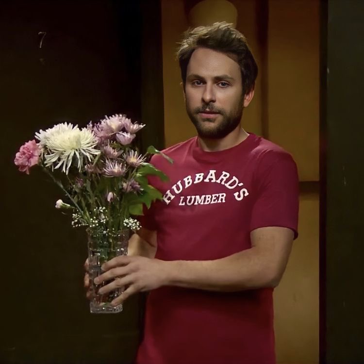 impact4orm's tweet image. He got u some flowers HEHE #sunnytwt #charliekelly