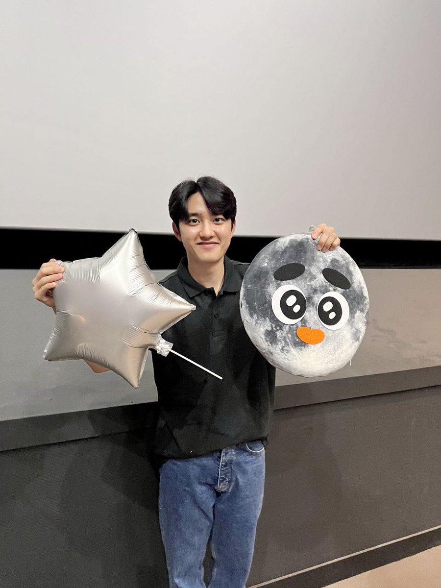 بگیری بچلونیش🤧

<a href="/weareoneEXO/">EXO</a> 
#Kyungsoo 
#디오
#TheMoonMovie