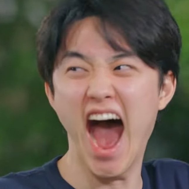 کی گفته تصاویر صدا ندارن؟
الان قشنگ صدای خنده هاش داره تو سرم اکو میشه.😭😭😭😭

<a href="/weareoneEXO/">EXO</a> 
#Kyugsoo 
#TheMoonMovie