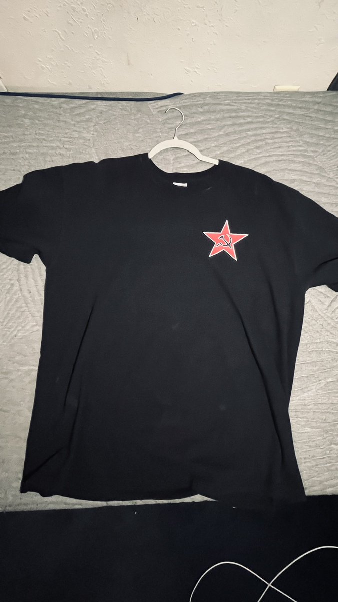 JakeSeb_'s tweet image. Found this fire shirt yesterday at a vintage pop up. Definitely some  @hasanthehun core