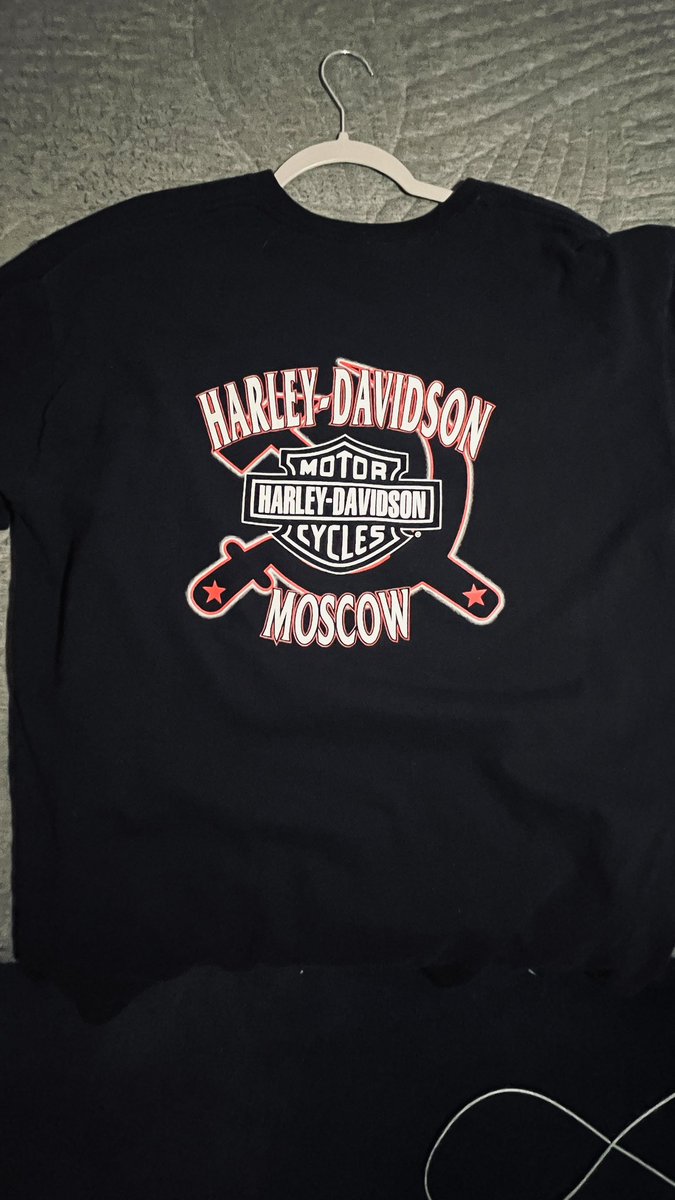 JakeSeb_'s tweet image. Found this fire shirt yesterday at a vintage pop up. Definitely some  @hasanthehun core