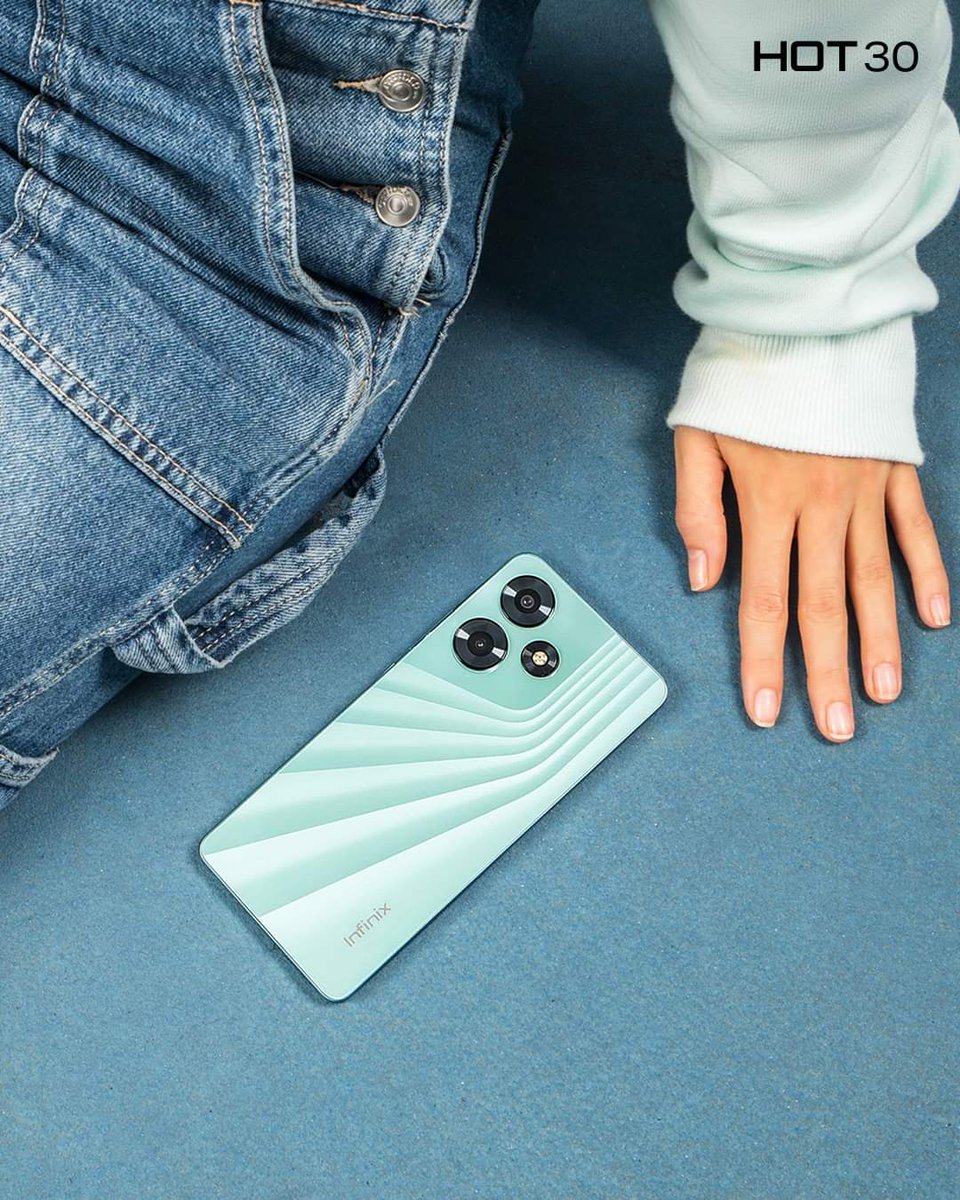 infinixmobdrc's tweet image. Entrez dans un monde d'élégance et d'innovation avec l'Infinix Hot30 ! 📱#InfinixHot30 #FastandFun #InfinixMobileDrc
