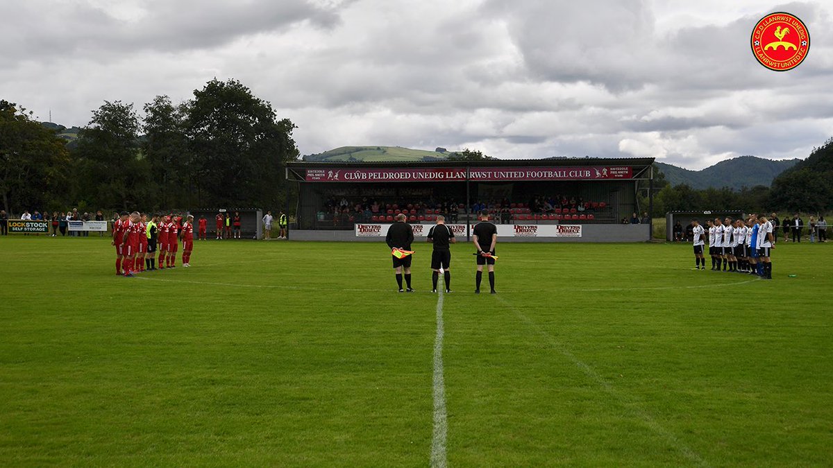 CPD LLANRWSTUTD FC tweet media