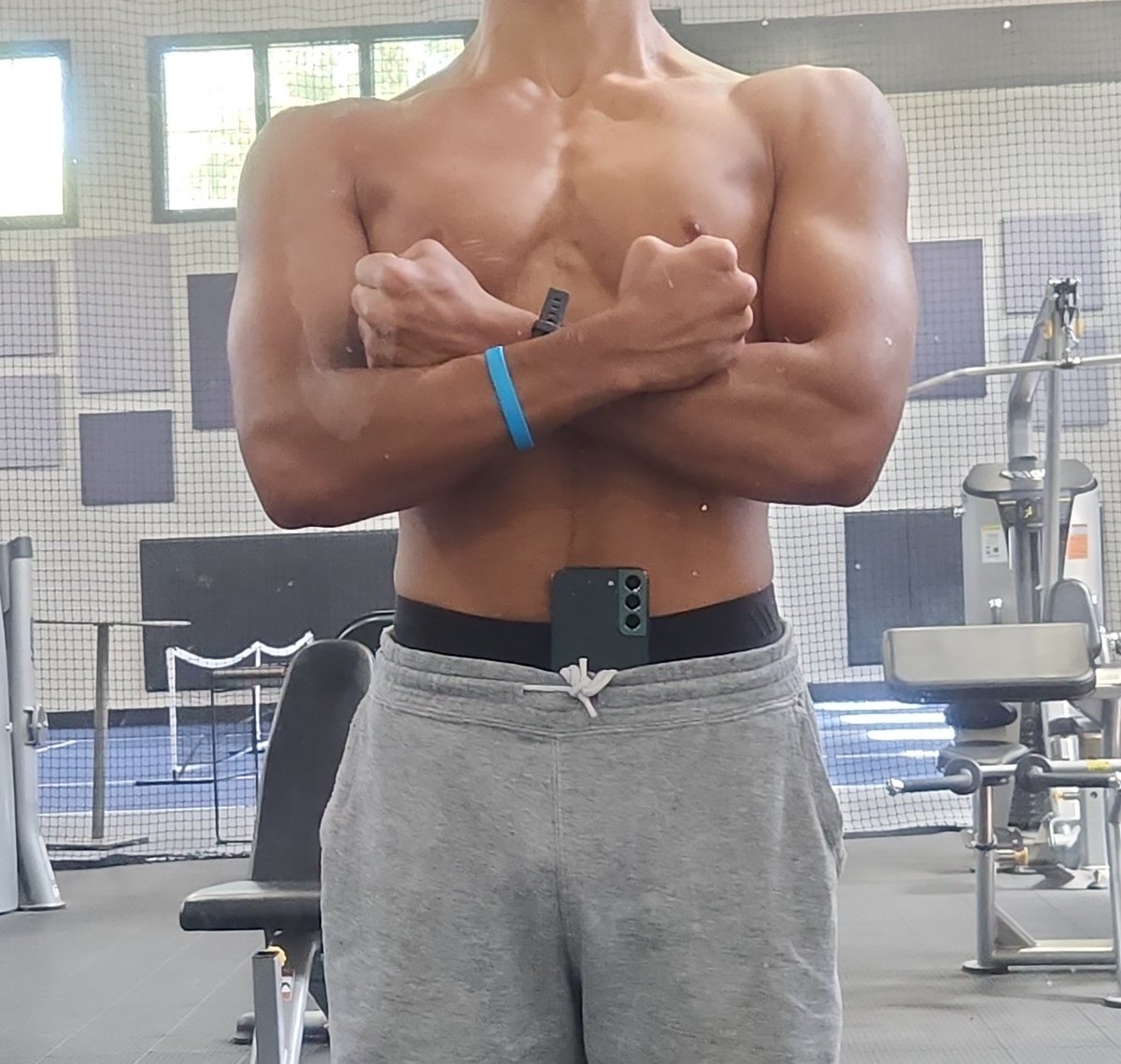 Pasta1k's tweet image. How we Looking 🙈 

started Boxing too!

Started March and this is Now 🫡

The Grind ain't over 💪🏽 💯