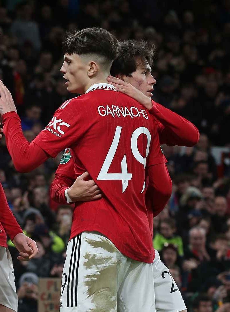 🚨 In today's market Pellistri and Garnacho would cost a combined £350m with their age and ability 

No Cap🧢