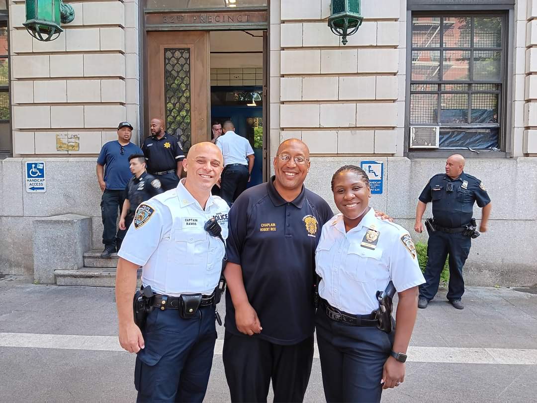 RobertM15410640's tweet photo. #32PCT National Night Out. @NYCMayor @NYPDChiefOfDept @NYPDChiefPatrol @NYPDCommAffairs @NYPDPC @NYPDPBMN https://t.co/akLihnjl0v
