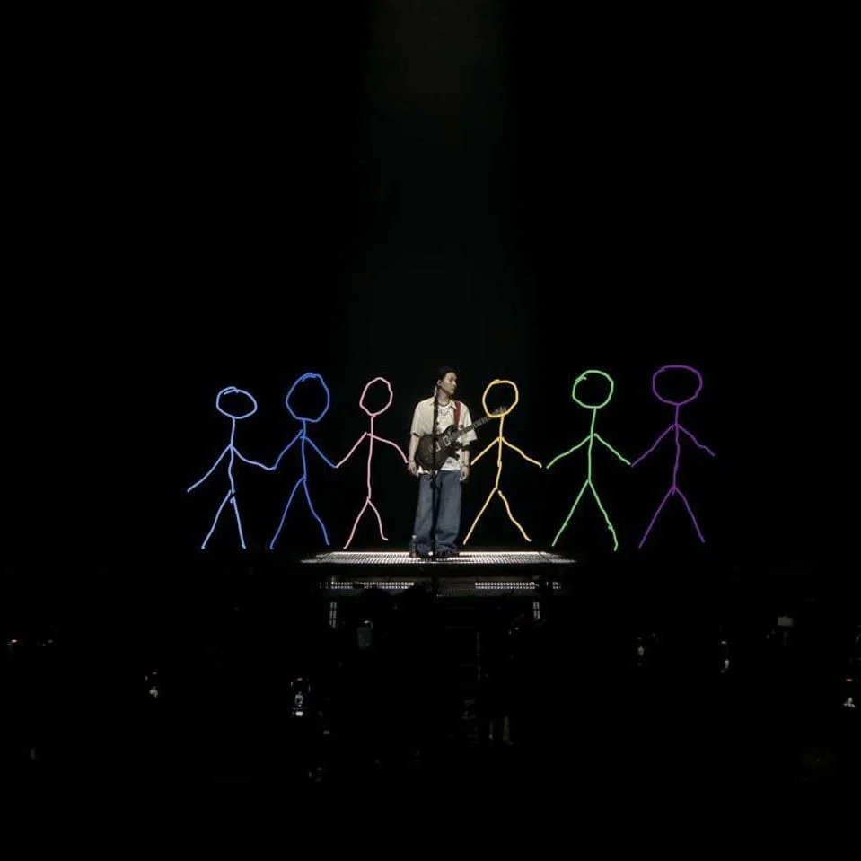 AngelusFatiMa's tweet photo. #5391km_far_away 
as an international ARMY 💜
everything Hits so hard and damage my feelings 💔  I am so far from you 
#bts #pakistanbtsarmy #2seok 
#APOLOGIZETOBTS #seokjin
#MinYoongi #WELOVEYOUYOONGIb #bighit #LotusFlower #BTSandARMY #hyung #bangtan https://t.co/PsDOWqmwes
