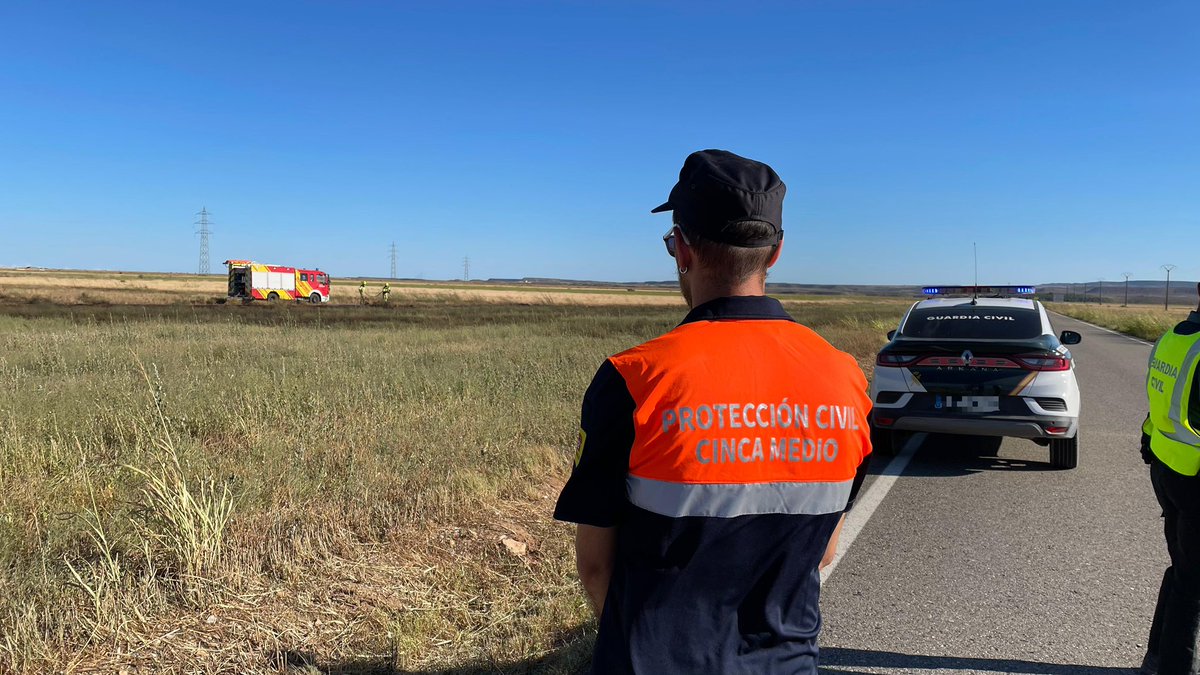 🚨06/08: Activados por 112 Aragón, acudimos a la A-130 por un incendio en la proximidad de la calzada.
Allí se colabora con SPEIS Huesca, APN y Guardia Civil.

 #cincamedio #proteccioncivilcincamedio #proteccioncivil #emergenciasaragon