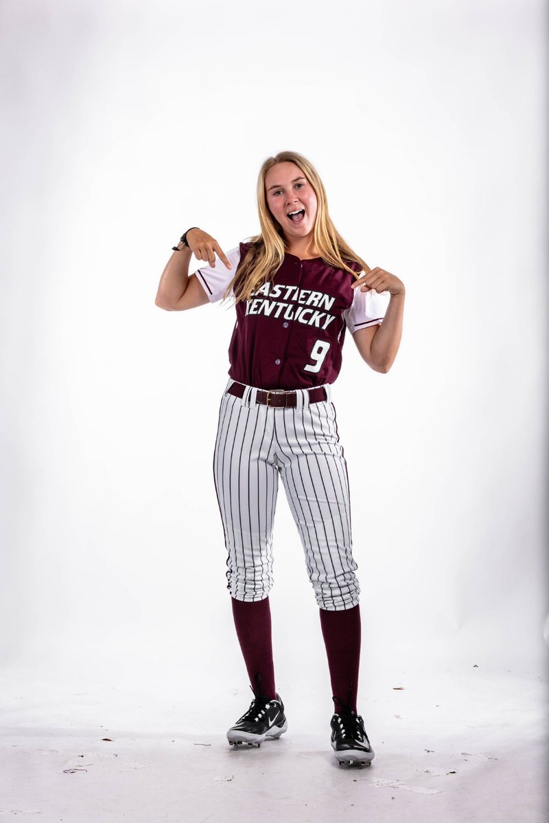 OleksikRiley's tweet photo. Go Colonels!!🖤🖤 @worthington_eku @CoachSims_EKU @zoeschafer1 @mpaulick14 @EKU_Softball https://t.co/FjdV6kghmN