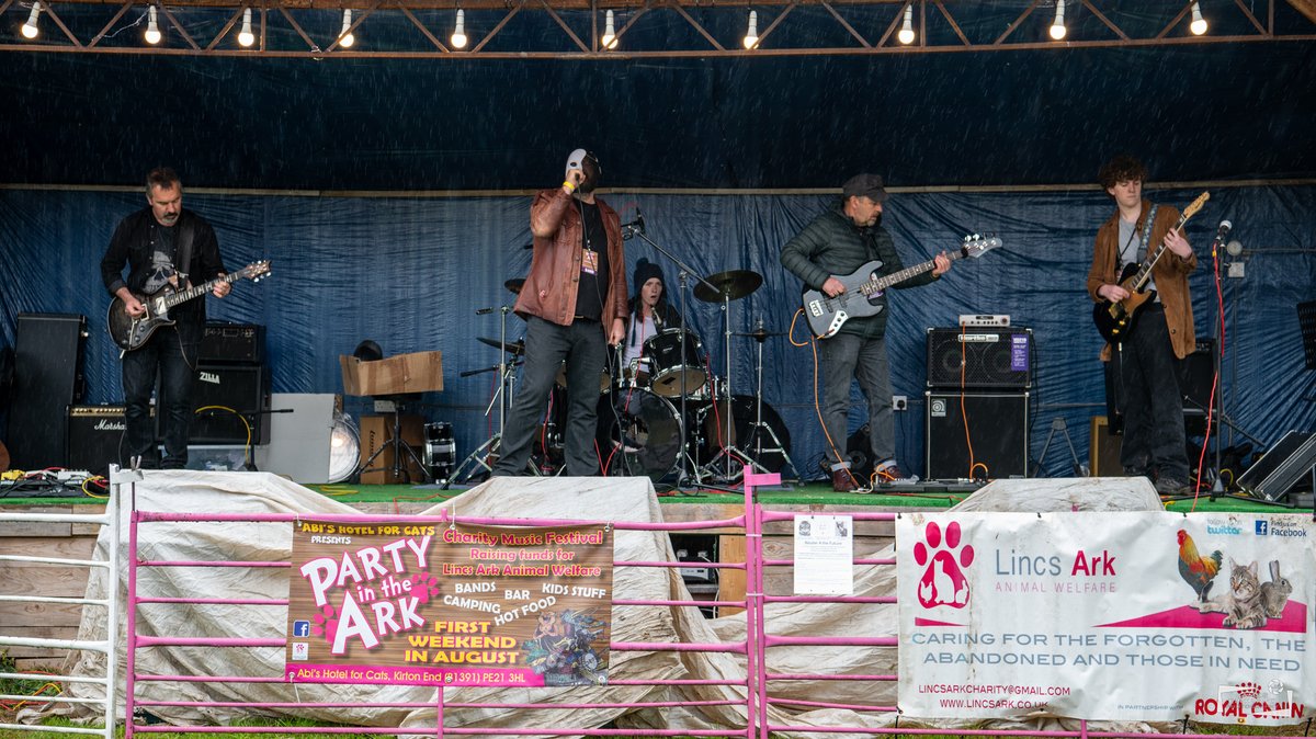 PartyInTheArk's tweet photo. HUGE thank you also our amazing #PartyintheArk2023 bands Cuttin' Loose, 11th Hour, Tiny Forehead, Still Crazy, The Amazing Armadillos, Geoff Garbow Band, Molly's Chamber, Reverent Son, Cool Water, Robert Hokum, Side2SideSka and ChekhovsGun. We appreciate you all so much! https://t.co/Om8wKg2ePT