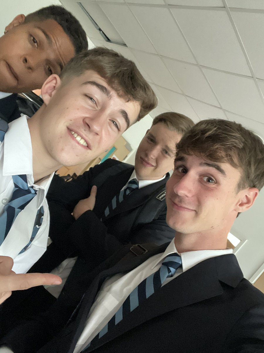 Robbie White tweet media