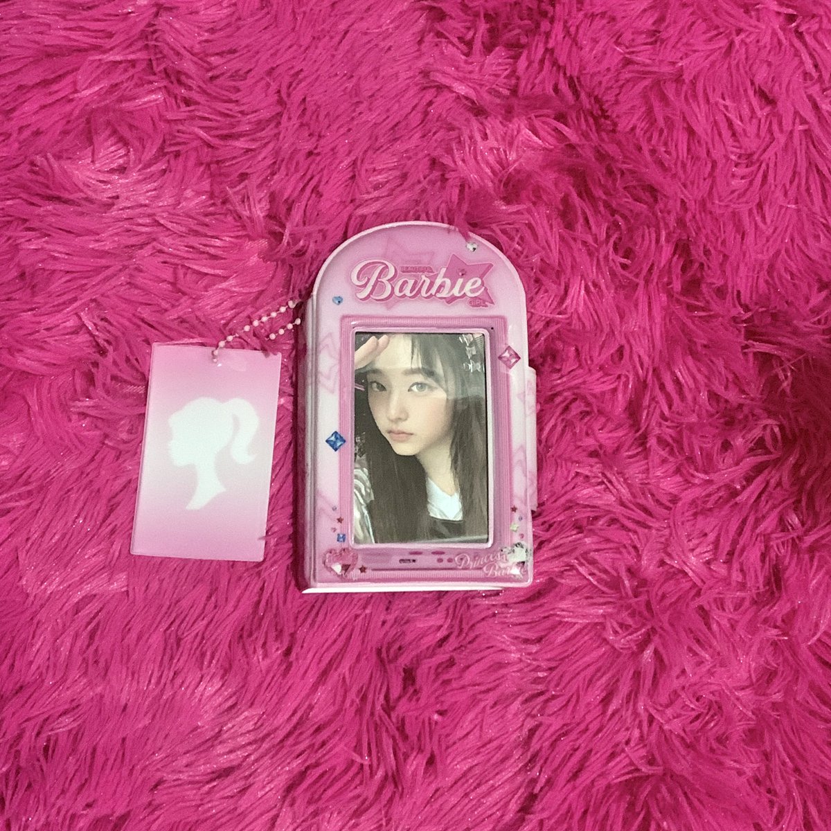 adoreiblenaoi's tweet photo. ༻ 💌 from : @joycecartzz
hi ! the barbie collbook arrived safely ! love the packaging and thank u so much for the cute freebies ! looking forward to our next transaction ><
— #desteened4danilovemails
— #joycefeedbacks https://t.co/RPqftFYgTB
