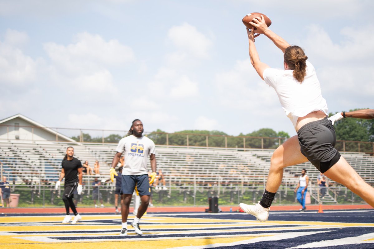 Coloniafootball's tweet photo. It was great having our alumni back on the blue turf yesterday competing for the annual CTown Throwdown Alumni 7v7 tournament! Thank you to everyone who came out and made this a successful event! 🔷🔶

Congratulations to team 1 as they win it all! 🏆

#CTown
#BleedBlue https://t.co/CJxPPe33LC