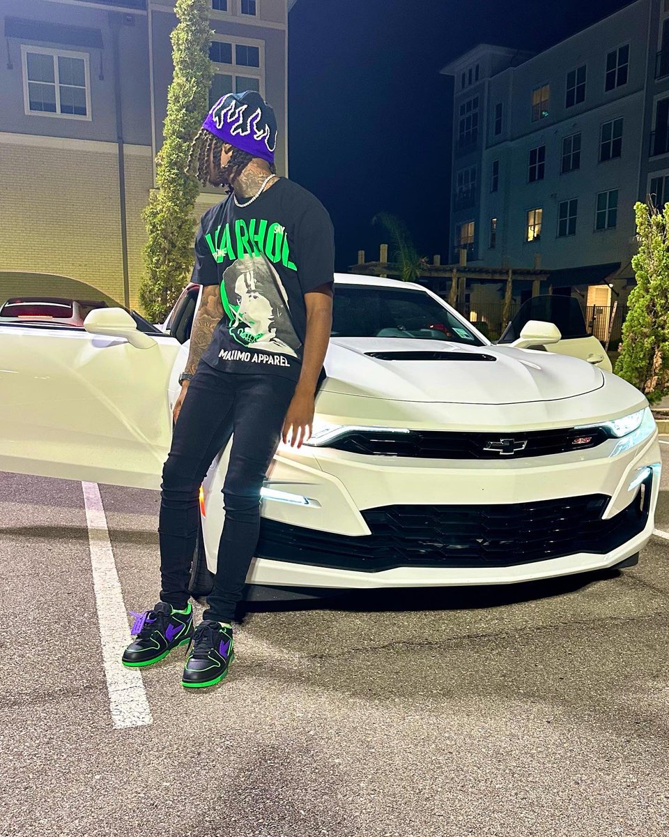 HotBoyMonn's tweet photo. I get in my feelings, wanna take off on a nigga like Offset 🃏 https://t.co/U9f2aTvhtu