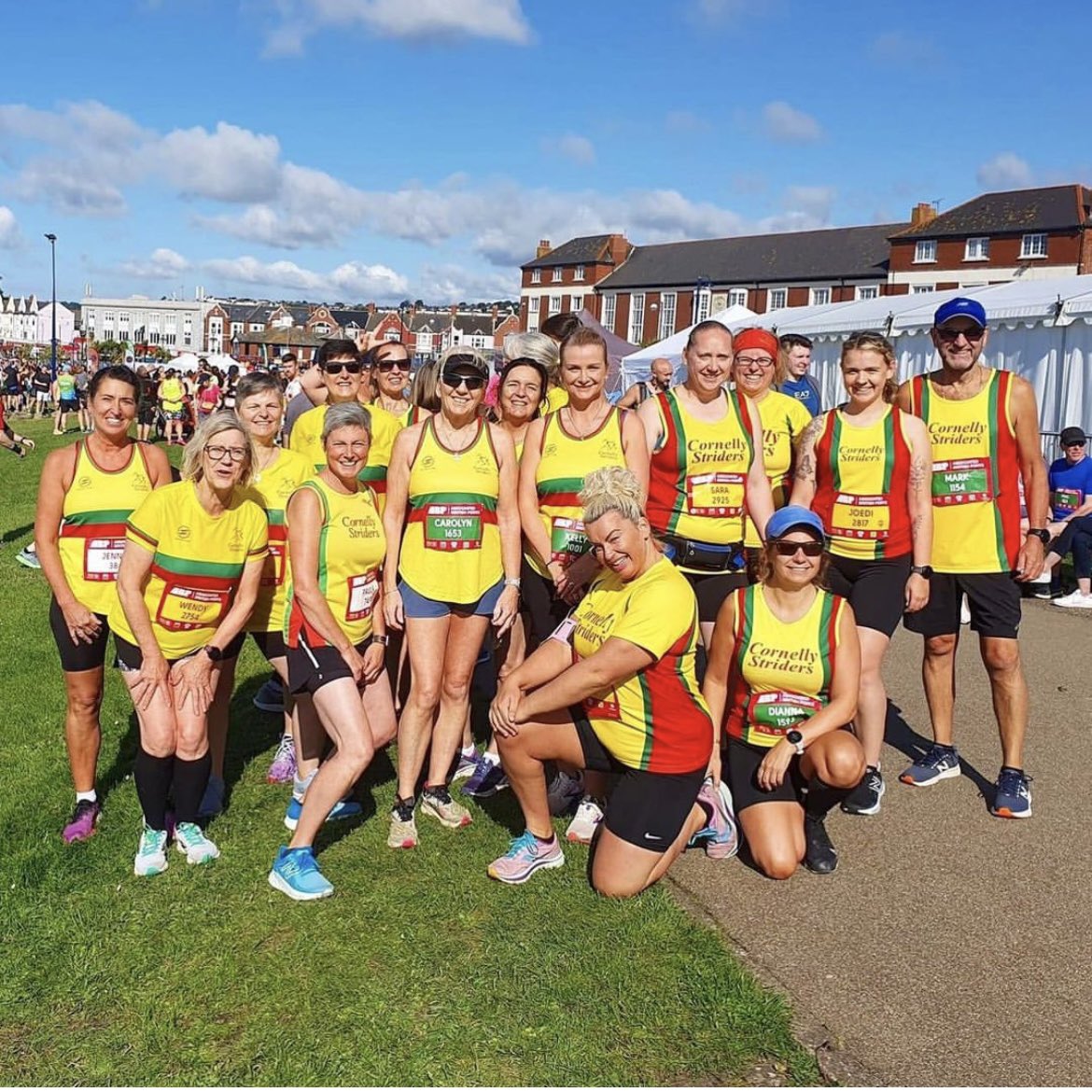CornellyStrider's tweet photo. Well done #TeamStriders running @BarryIsland10K today. Great running and supporting 👏👏 Fab day ☀️ https://t.co/5POz2pGchb
