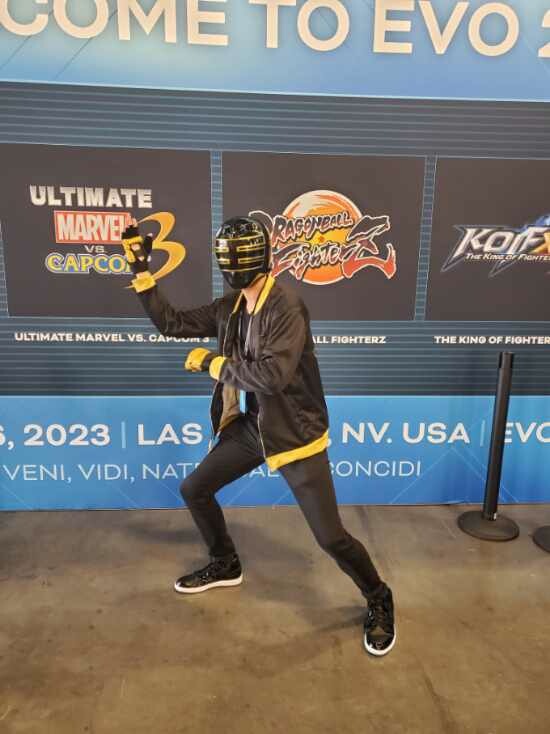 Parkerlad2's tweet photo. First EVO has been overwhelming and amazing. Playing new games, seeing all the tournaments, and competing in my first live @Battle4TheGrid tourney. Can't wait for the next one! #WH00Sh https://t.co/Mi3FMnerJE