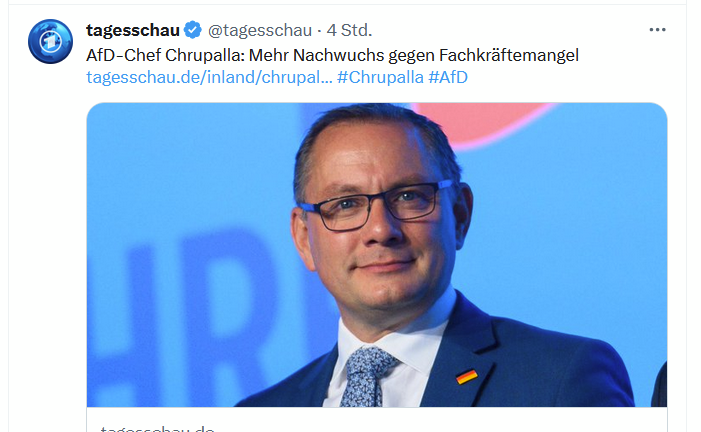 #AfD will #FickiFicki für's Vaterland. Vati legt Mutti aufs #Mutterkreuz. It feels like 1933.