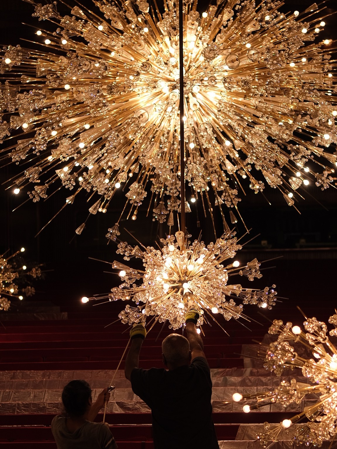Lincoln 2024 center chandeliers