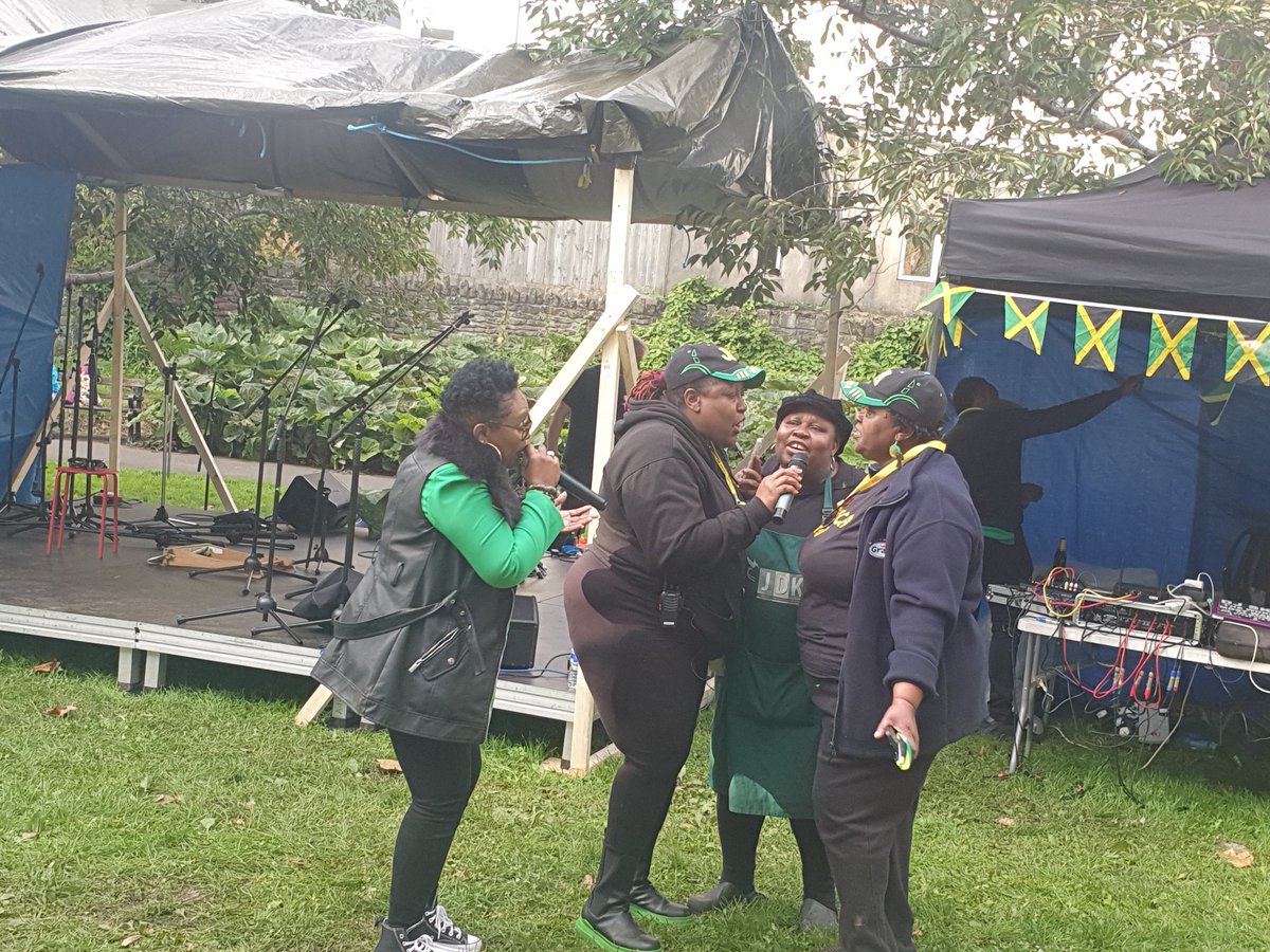 Fantastic day celebrating Jamaica's 61st year of Independence with Tan Teddy and my fellow Jamaicans. A special mention to all the wonderful performers!  #greatvibes #greatfood #greatmusic #JamaicanIndependenceDay