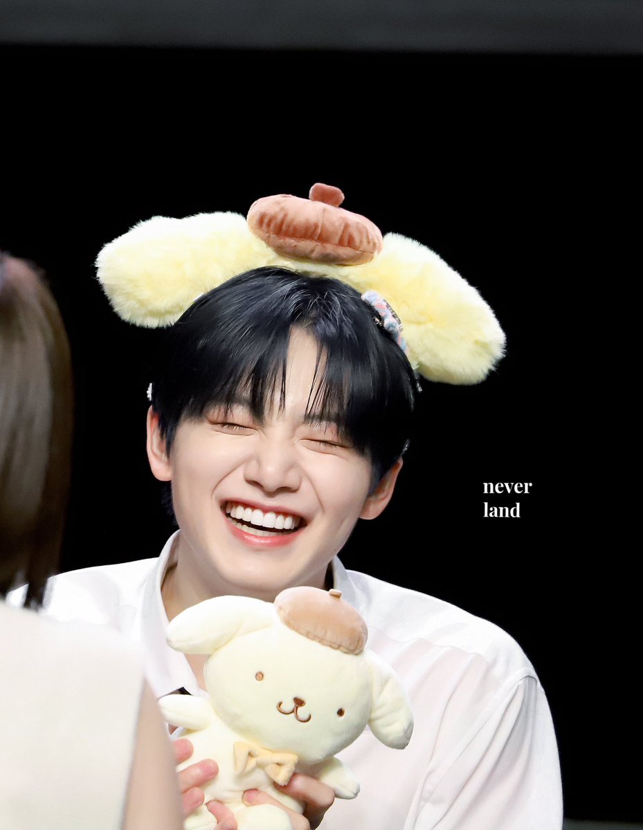 neverland_909's tweet image. 데뷔해서 너무 고마웡…🫶🏻
#준규