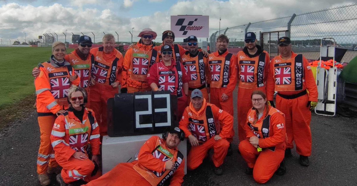stuarthiggs's tweet photo. Congratulations and thanks to my MSVR @OfficialBSB sporting team and the @racesafe marshals and medics for their great work at 🇬🇧 #BritishGP #MotoGP @SilverstoneUK - my 26th in the hot seat! https://t.co/BhSwMXA14a