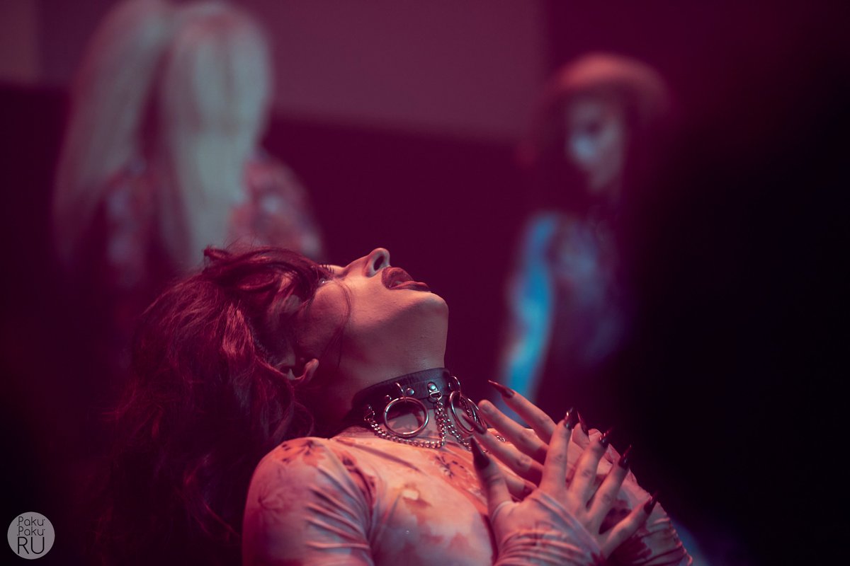 📷 Retour en images
Sur l'opening d'Exillixe à la <a href="/laCPublique/">La Condition Publique</a> de #roubaix avec les👑 <a href="/stargirlisdead/">Stargirl</a> , <a href="/_la_harpie/">La Harpie</a> &amp; <a href="/madxtremfuck/">MAD</a> 

#dragqueen #stagephotography