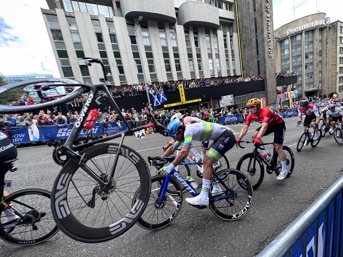 Simon Arnot tweet media