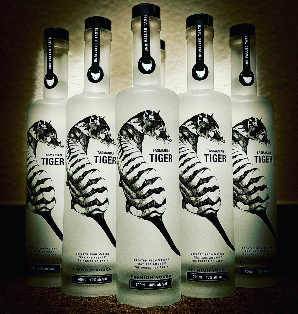 ntxdevils's tweet image. Excited to be some of the first in #Texas to try Tasmanian Tiger #vodka - check out their Devils Black edition!

The @ntxdevils appreciate any Tassie brands helping the club!

Visit: tasmanianvodka.com

@BrandTasmania @AFLTasmania @BelieveTasmania @TasmaniaDevils_ 
#tasmania