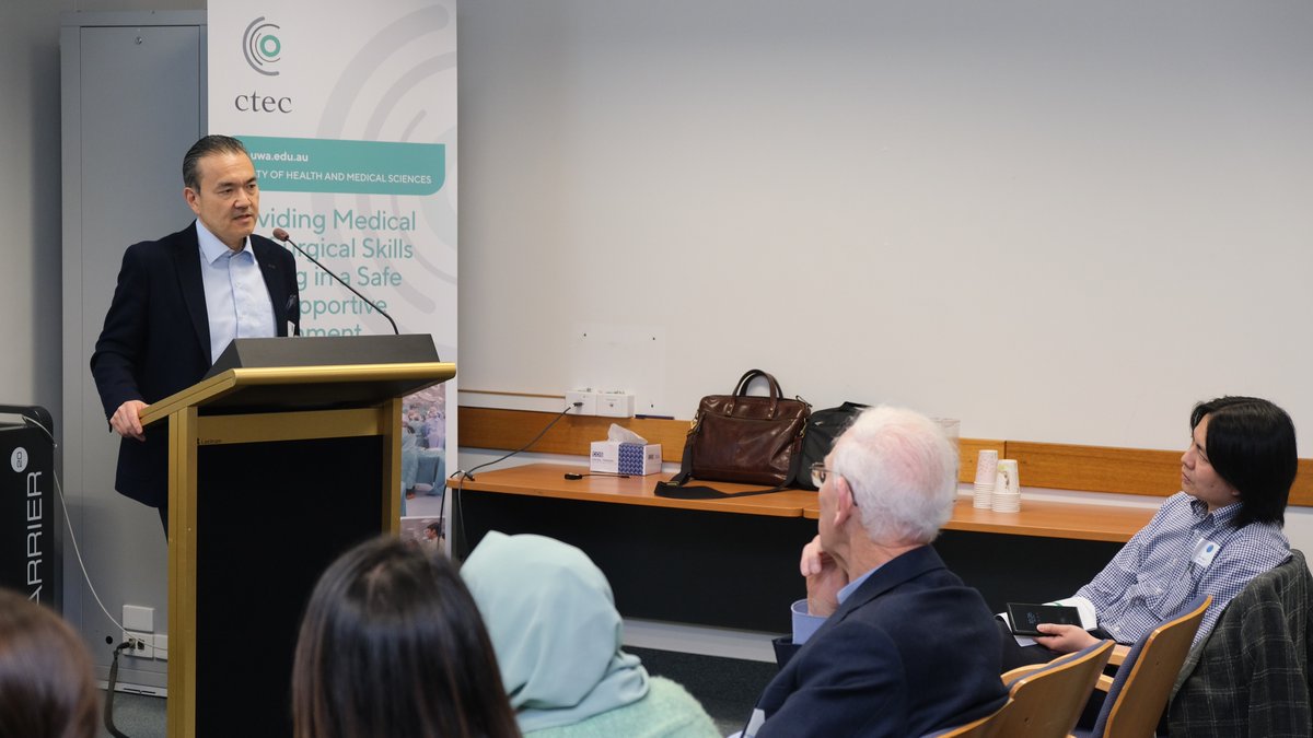 #PerthInterventionalBronchoscopyMasterclass
A fantastic workshop. And so much fun. 3 days doing all (only) things bronchoscopy. #Fun-tastic
Learning bronchoscopy from Prof Yasufuku is the ultimate experience. #EBUS #Pioneer #Legend #Giant