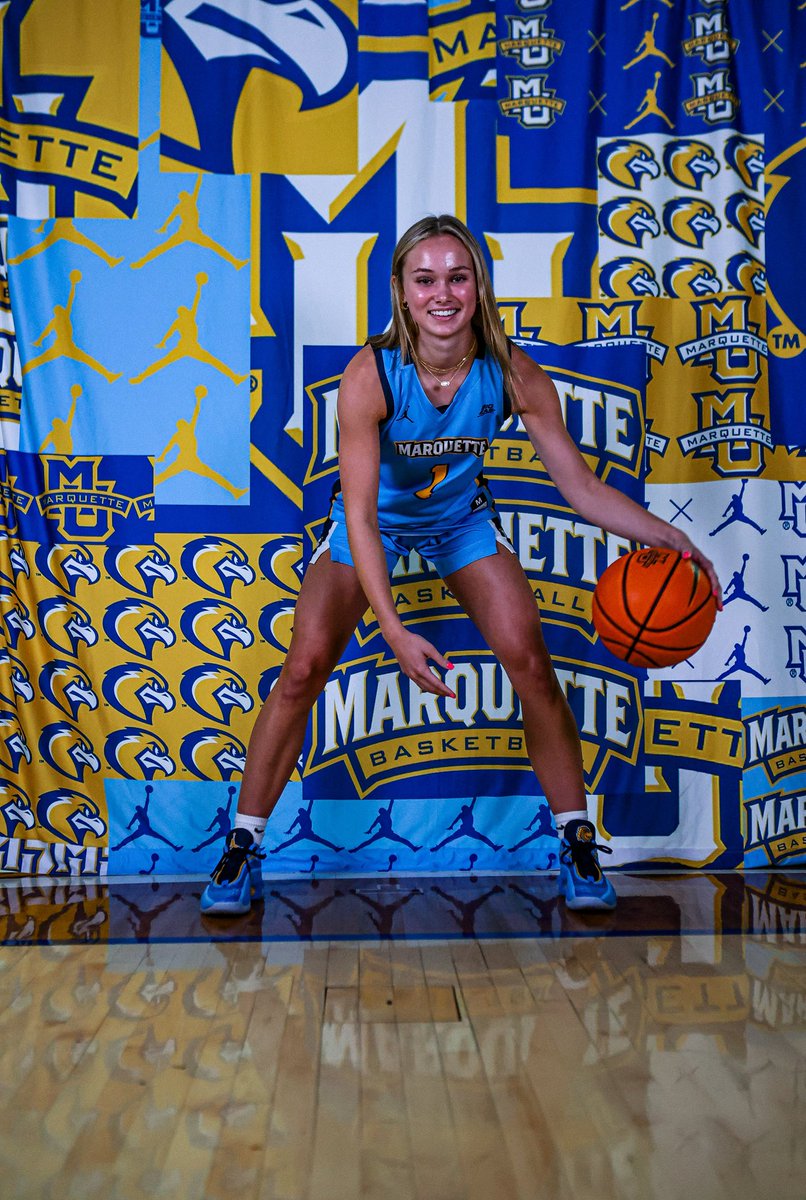 Livi (Tucker) Downs tweet media