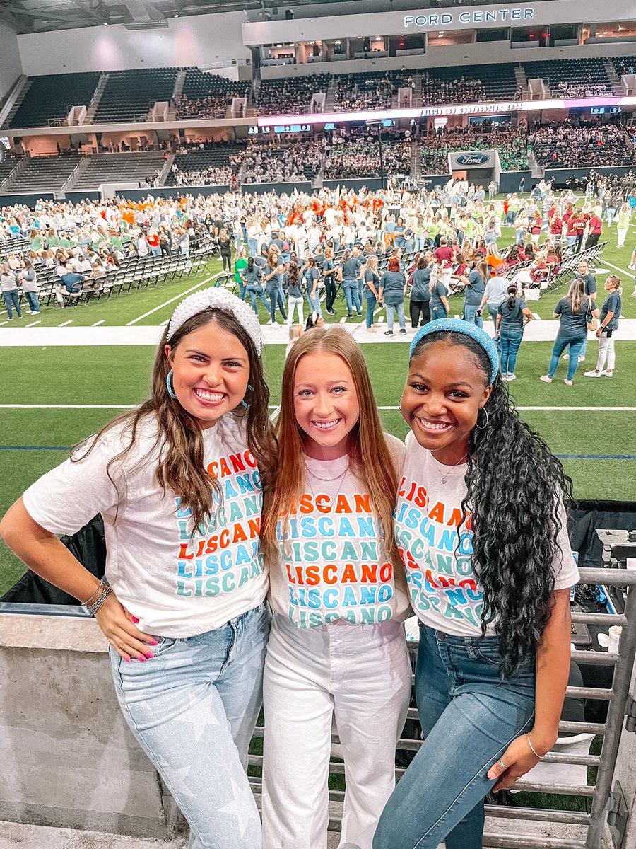 Mrs. Hennigan tweet media