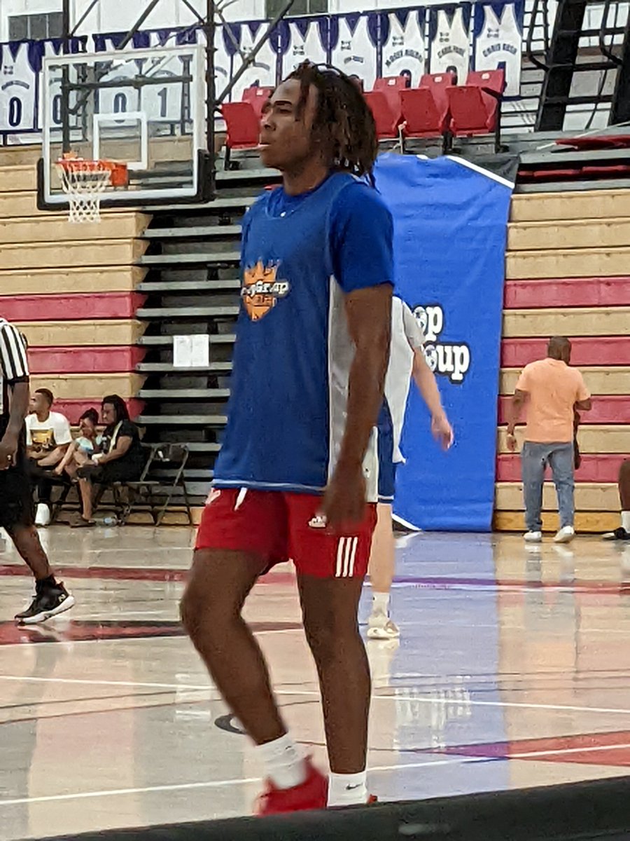 chick gillespie tweet media