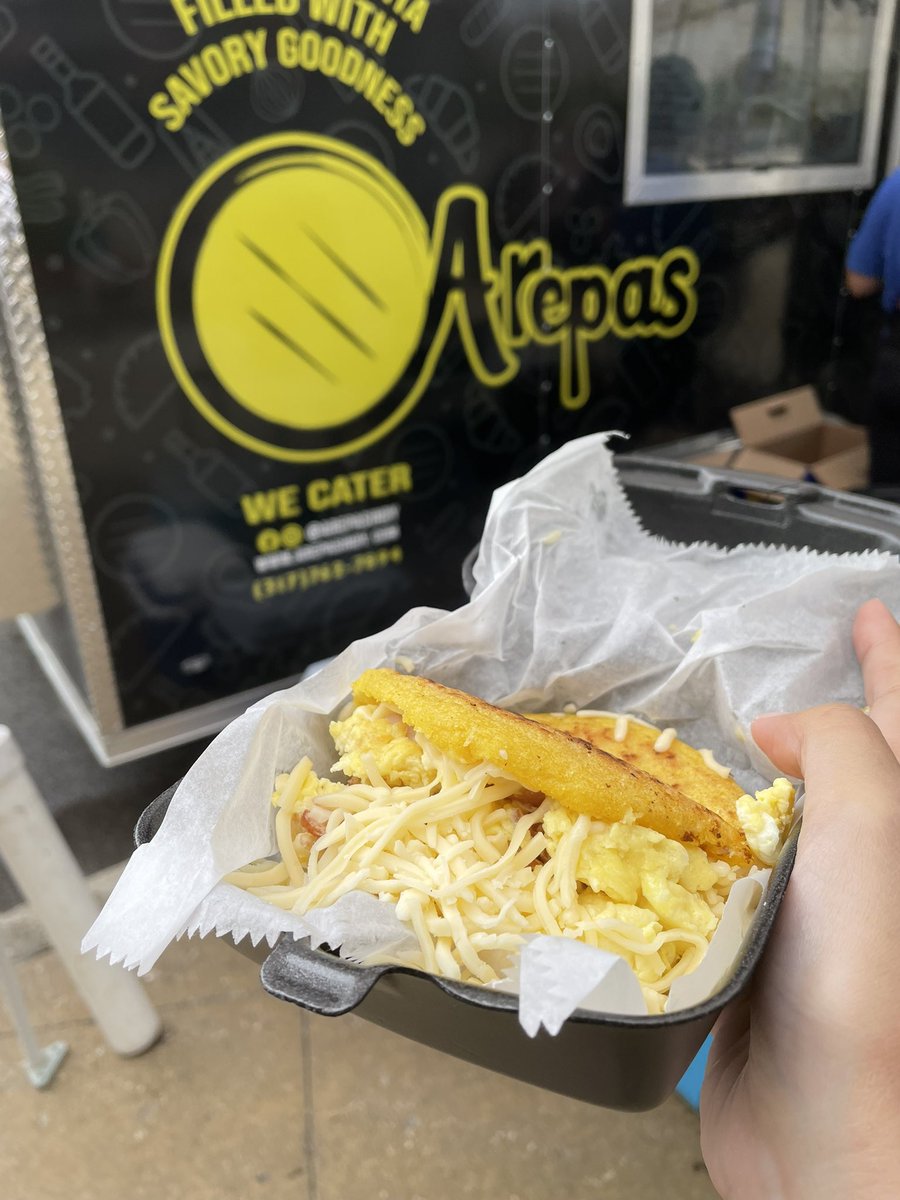 realplanetname's tweet photo. Breakfast arepa! #GenConFoodie #GenCon2023 https://t.co/shzy3S3A6w